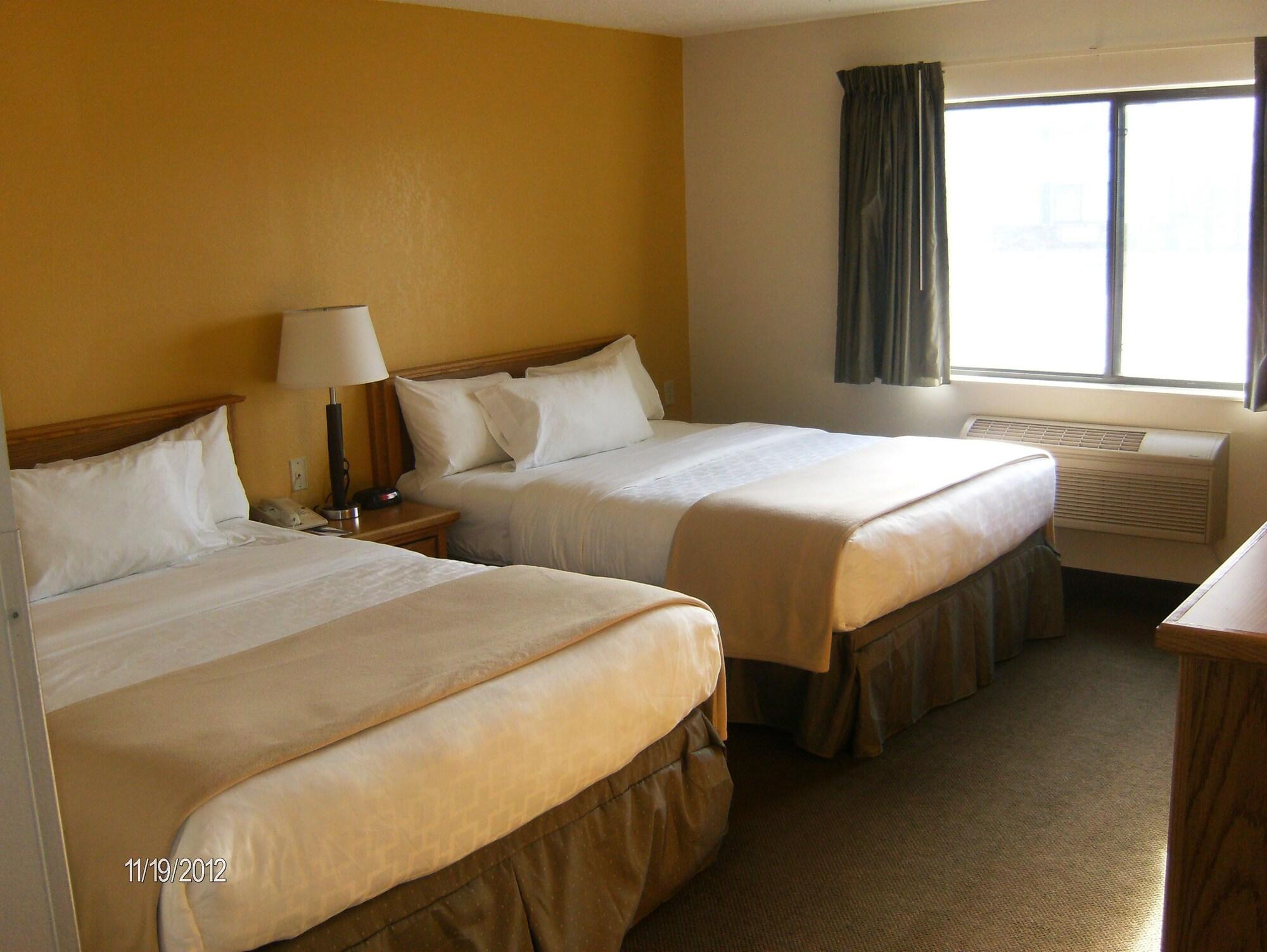 AmericInn by Wyndham Aberdeen Event Center Buitenkant foto